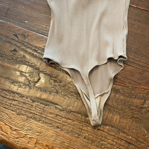 Wilfred bodysuit - Picture 4 of 4